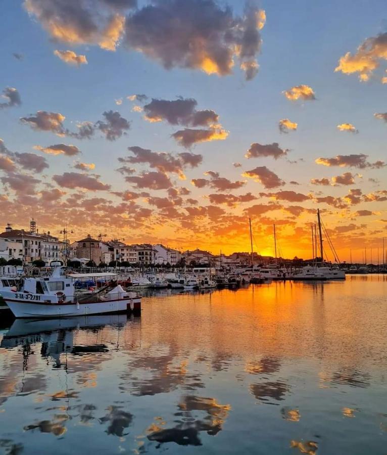 Concordia, Con Parking En El Puerto De Cambrils Exterior foto