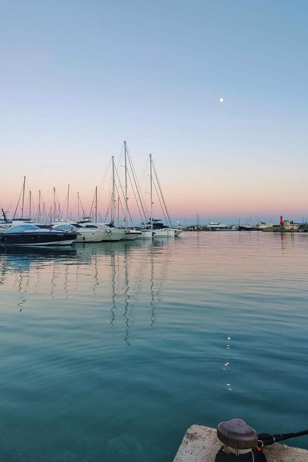 Concordia, Con Parking En El Puerto De Cambrils Exterior foto